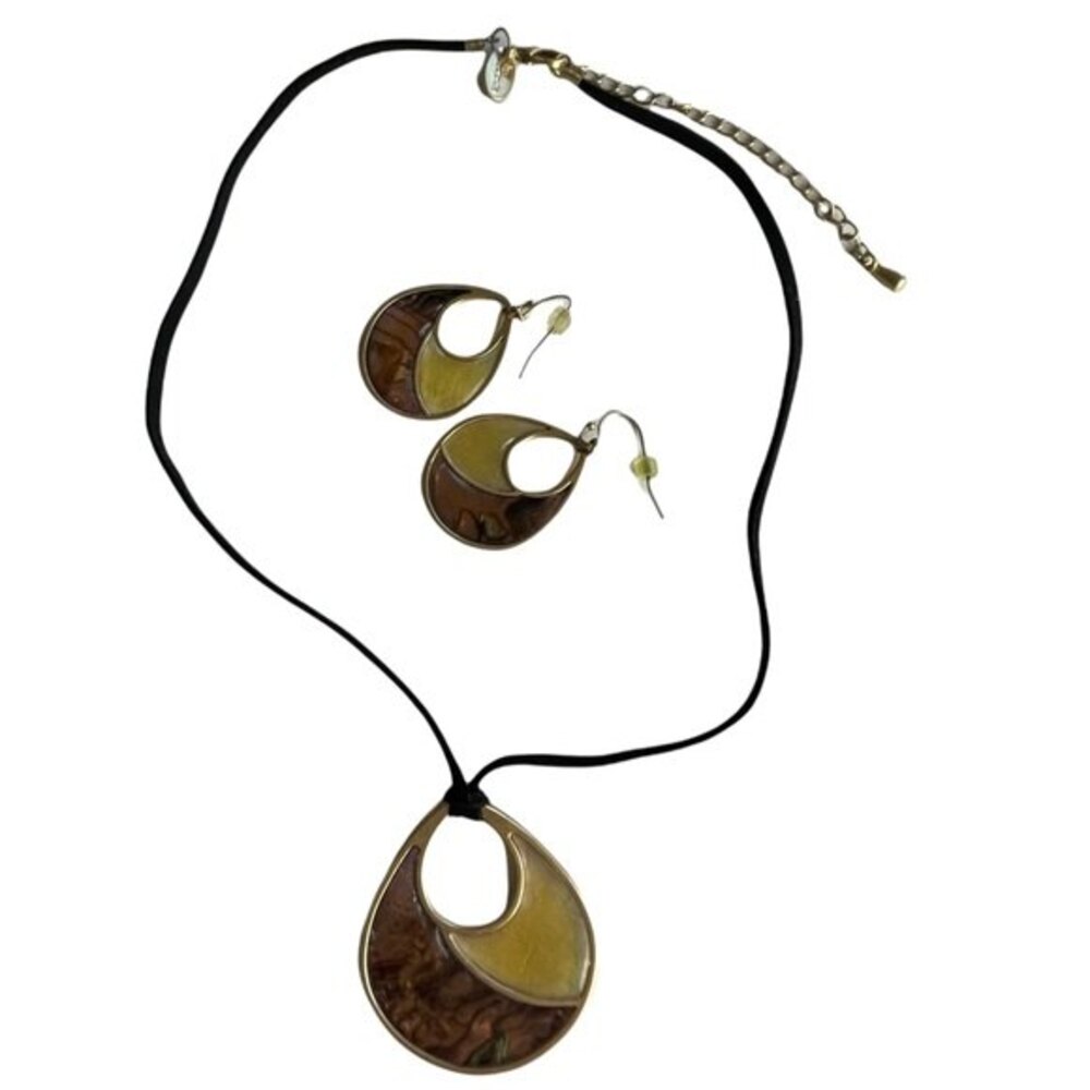 Lia Sophia Black Suede Gold Tone Brown and Yellow Pendant W/Matching Earrings